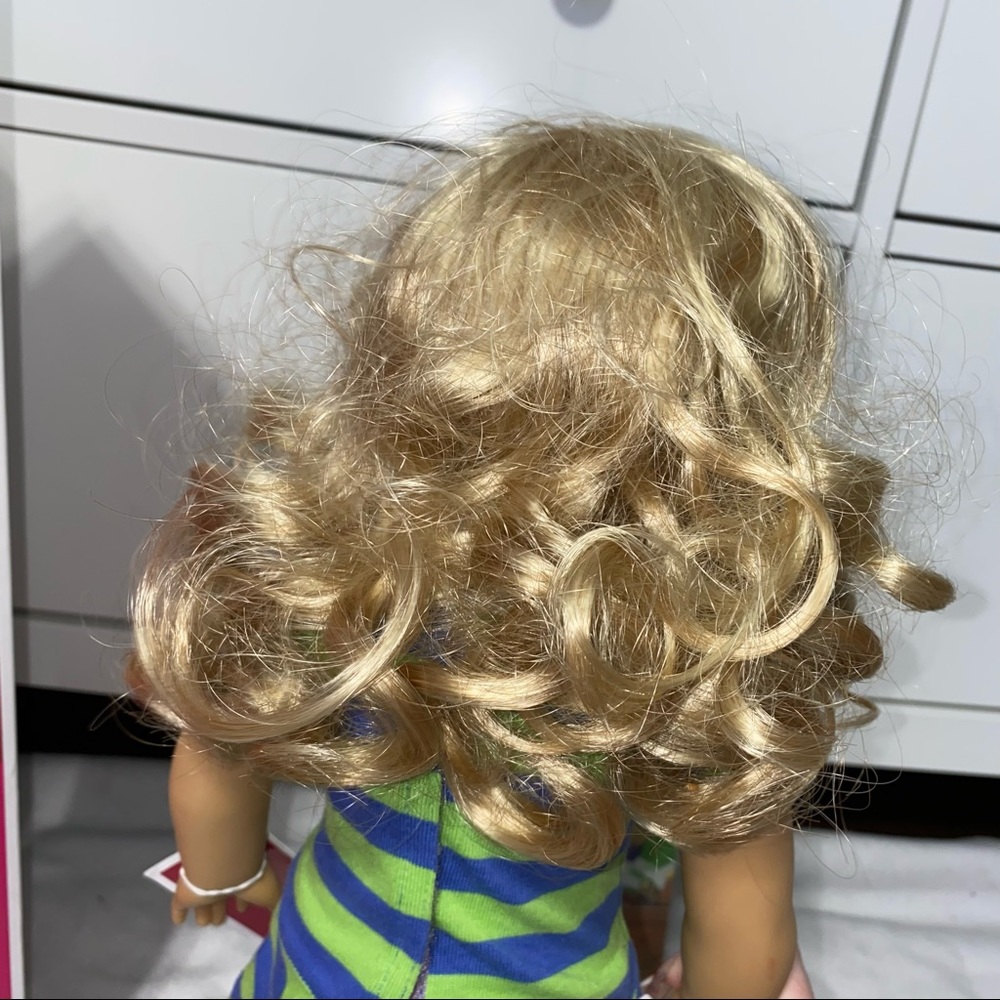 AMERICAN GIRL DOLL LANIE - Picture 3 of 5